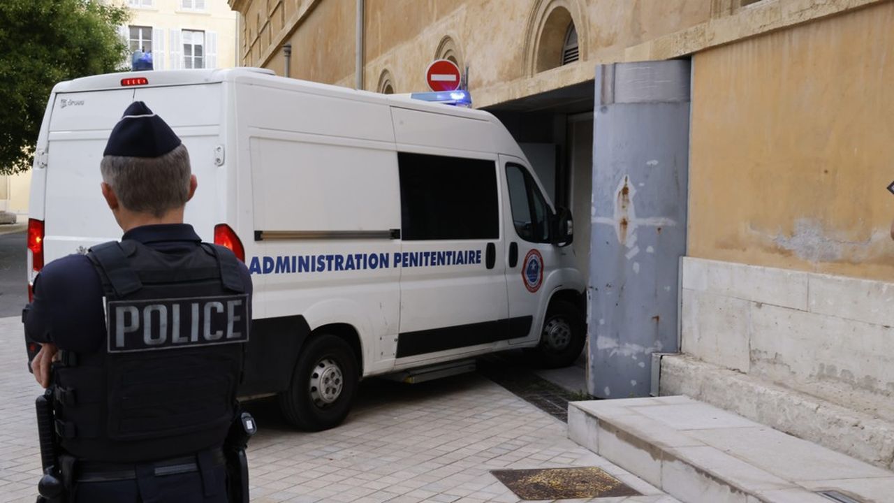 Violences sur Hedi le policier maintenu en détention provisoire Les