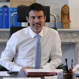 Manuel Valls, député apparenté La République en Marche, ancien Premier ministre, dans son bureau à l'Assemblée nationale.
