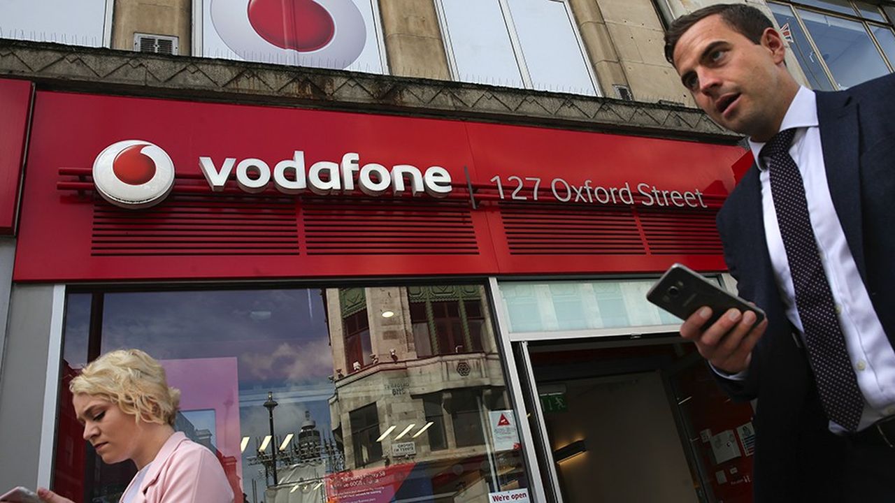 Le britannique Vodafone est un géant des télécoms, avec 529 millions de clients dans le mobile et plus de 19 millions d'abonnés dans le fixe, selon le groupe. 