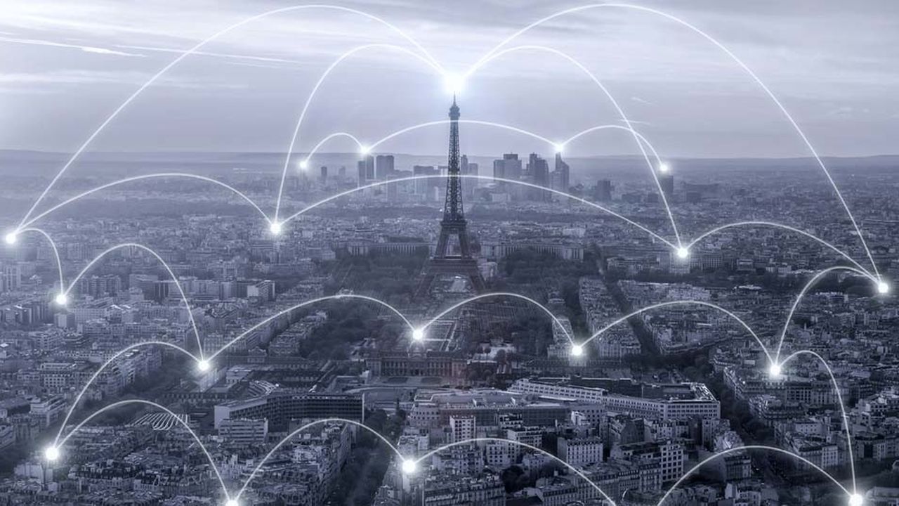 Avec son plan France Très Haut Débit, l'Hexagone devrait être couvert au moins à 80 % en fibre optique, en 2022. La France est en avance sur ses pairs en Europe.