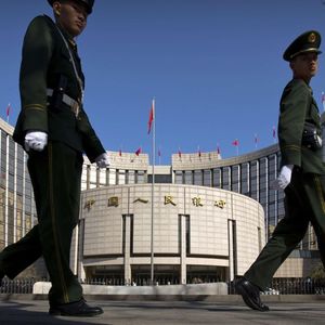 La Banque centrale de Chine intervient pour limiter le repli de sa devise
