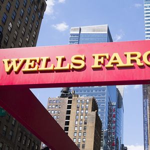 Wells Fargo est sous pression des régulateurs après le scandale des comptes fantômes.