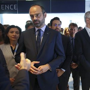 Le Premier ministre, Edouard Philippe, accompagné de Bruno Le Maire, ministre de l'Economie chez Dassault Systèmes jeudi matin.