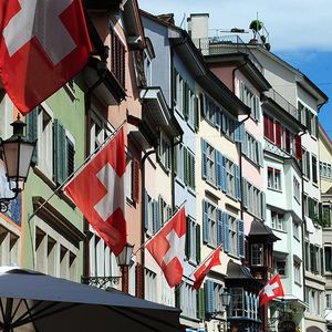 Les banques suisses doivent désormais compter avec la fin du secret bancaire pour tirer leur épingle du jeu dans la compétition mondiale.