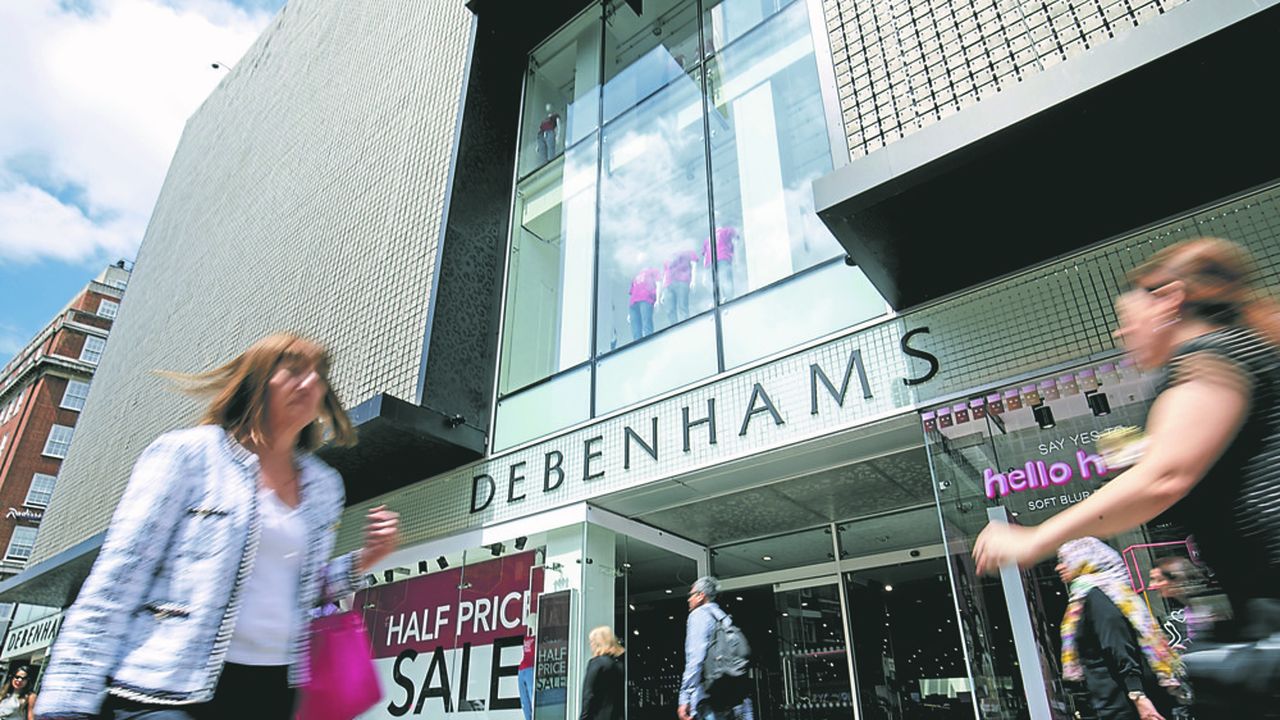 L'enseigne Debenhams est une icône des grandes rues commerçantes du Royaume-Uni.