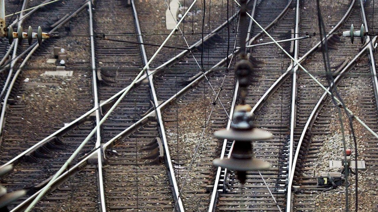 Les travaux labellisés « à finir pour les JO » sur l'axe ferroviaire au nord de Paris se comptent par centaines. « Le risque, c'est que tout finisse par se faire… mais avec deux ans de retard », redoute un expert du secteur.