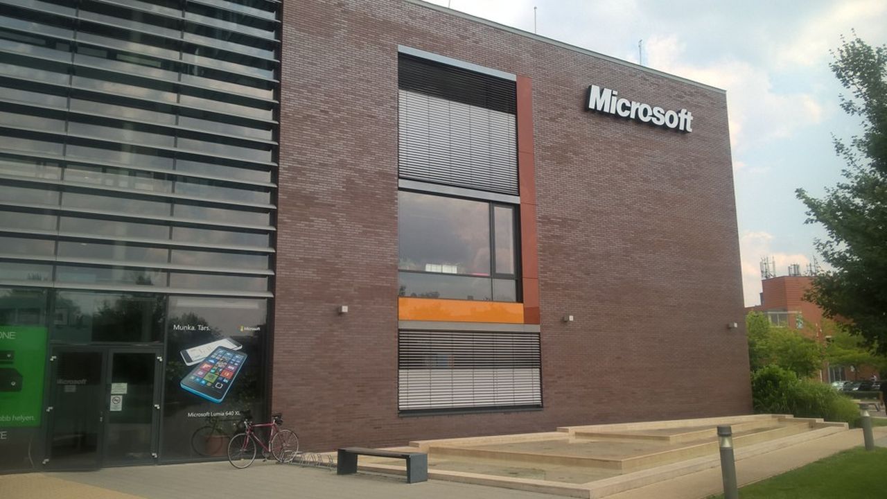 La justice hongroise s'intéresserait aussi aux pratiques commerciales de Microsoft