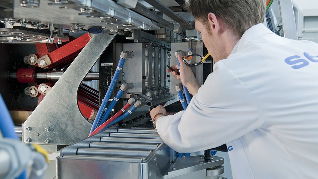Serac est un fabricant de machines de remplissage implanté à La Ferté-Bernard.