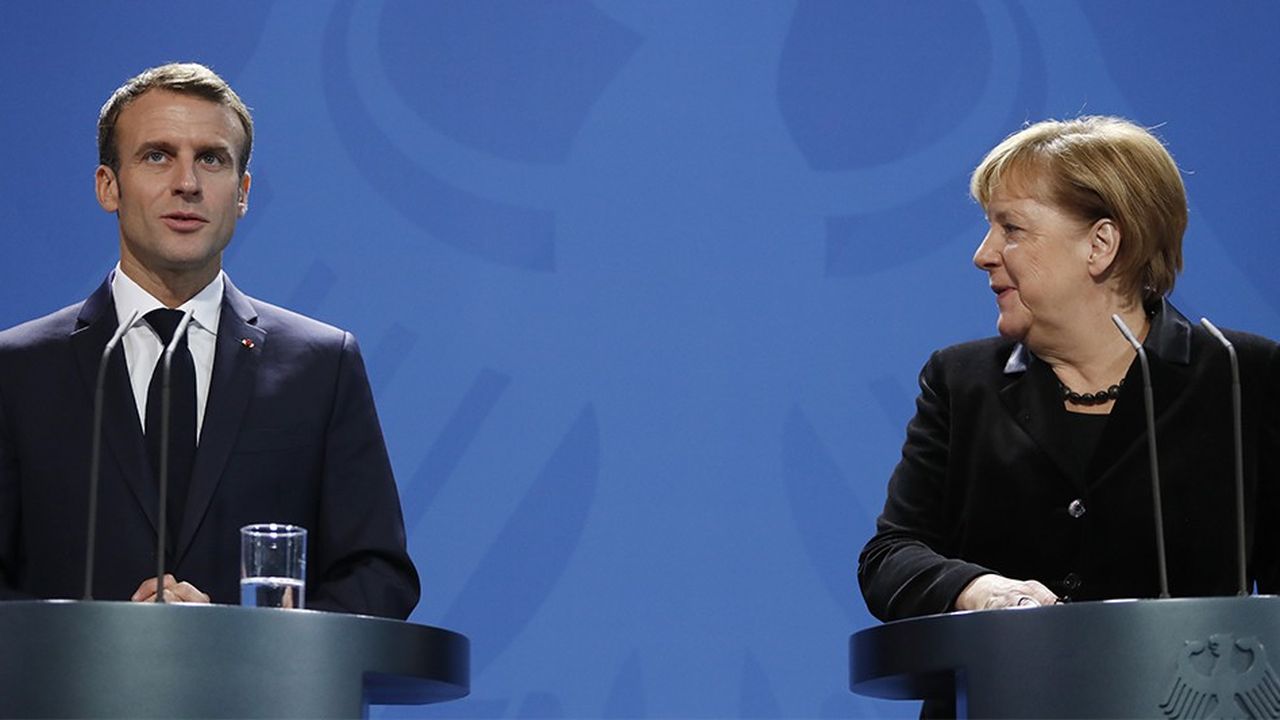 « L'Europe, et en son sein le couple franco-allemand, se trouvent investis de cette obligation de ne pas laisser le monde glisser dans le chaos », a assuré Emmanuel Macron à Berlin dimanche
