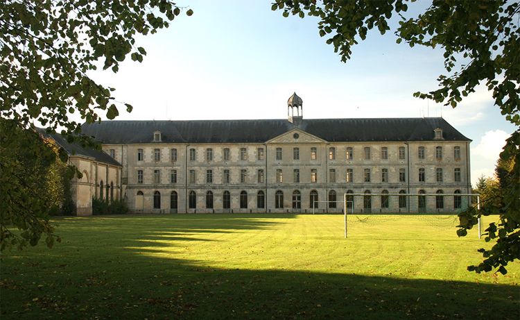 750.000 euros : Abbaye Saint-Martin de Sées en Normandie