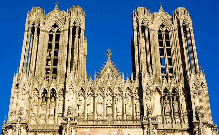 Reims : la cathédrale Notre-Dame, l’ancienne abbaye Saint-Rémi et le palais du Tau
