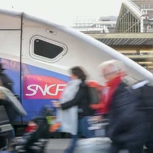 Dans le cas de la SNCF, Emmanuel Macron décide et c'est son droit d'actionnaire.
