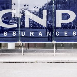 En France, le chiffre d'affaires de CNP Assurances ressort en baisse de 4,4 % au premier semestre, à 11,45 milliards d'euros. Mais le taux de marge sur affaires nouvelles a atteint un niveau « record » à 24,7 %.
