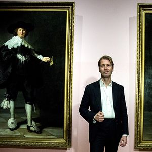 Illustration d'une tendance de fond, le Rijksmuseum d'Amsterdam et le Louvre n'avaient pas hésité en 2015 à débourser au total 160 millions d'euros pour deux Rembrandt.