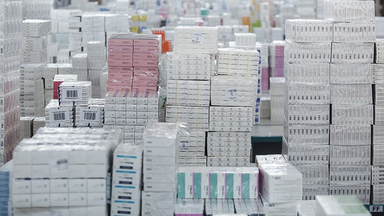 Le gouvernement britannique a demandé à l'industrie pharmaceutique de constituer des stocks de médicaments au Royaume-Uni, pour parer à toute éventualité de pénurie.