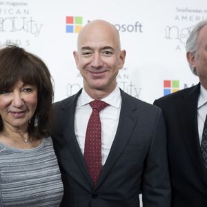 La famille Bezos pourrait encore posséder pour 10 milliards de dollars d'actions Amazon.