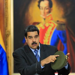 Nicolás Maduro a pointé du doigt l'opposition, qui aurait été aidée par la Colombie