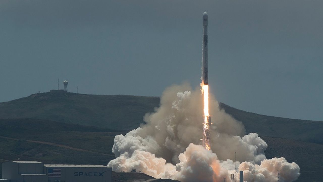 SpaceX devrait démarrer les tests de sa Big Falcon Rocket, censée emmener les colons sur Mars, en 2019 (photo d'illustration d'une Falcon 9).