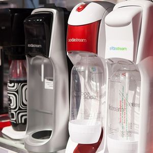 SodaStream : du gin à Pepsi, l'histoire agitée des machines à eau gazeuse