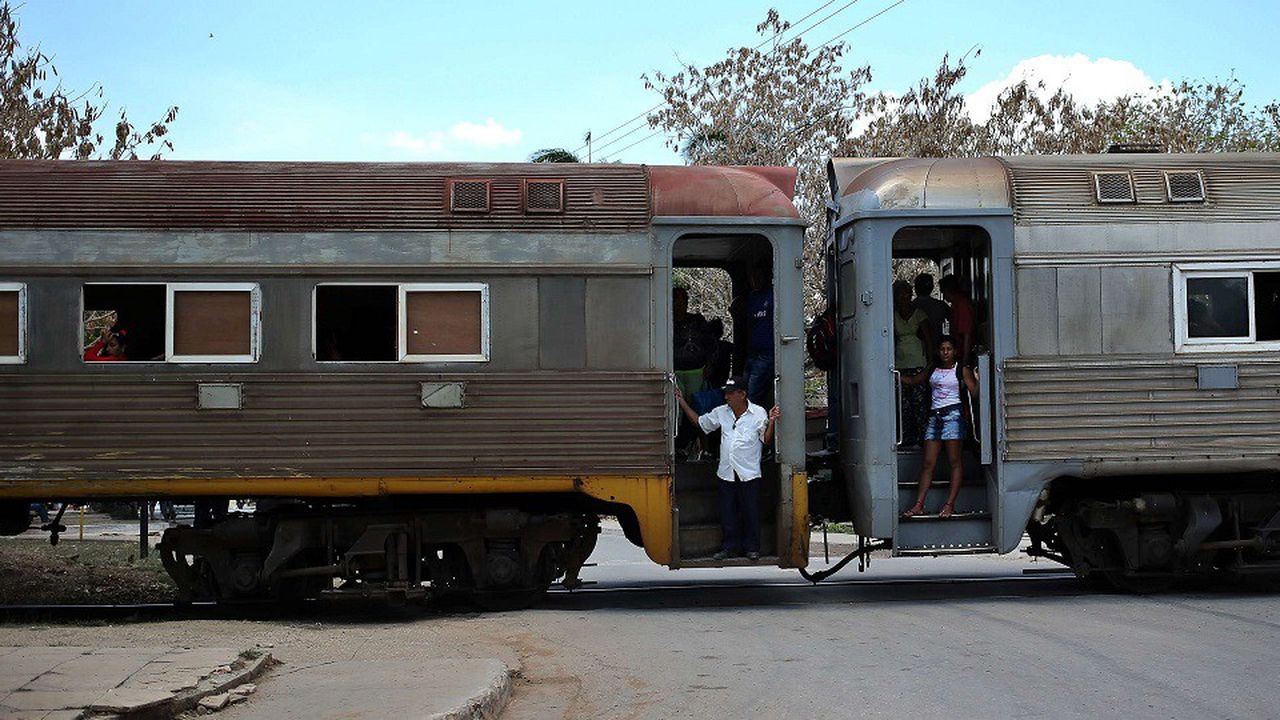 Les chemins de fer cubains sont aujourd'hui exclusivement administrés par l'Etat.