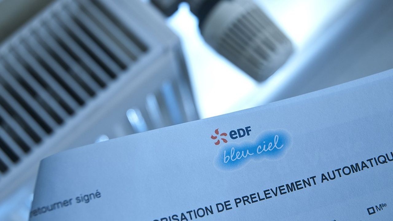 Le tarif réglementé d'électricité (le tarif « bleu »), auquel sont abonnés plus de 26 millions de clients d'EDF en France, a baissé en moyenne de 0,5 % hors taxes au 1er août.