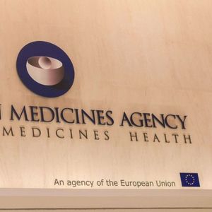 L'Agence européenne des médicaments va cesser de passer des contrats avec le Royaume-Uni.