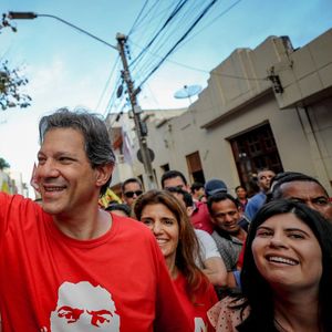 Fernando Haddad, 55 ans, a désormais moins d'un mois pour convaincre les électeurs qu'il est bien le nouveau dauphin de Lula
