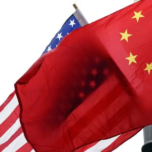 « Les sociétés américaines souffrent à la fois des tarifs de représailles chinois et […] des tarifs américains conçus pour nuire à l'économie chinoise », constate l'AmCham.