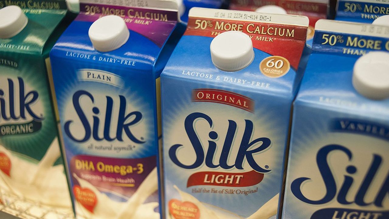 Aux Etats-Unis, les boissons à base de soja, d'amandes ou d'avoine représentent 13 % des ventes totales du rayon des briques de lait, selon GFI.