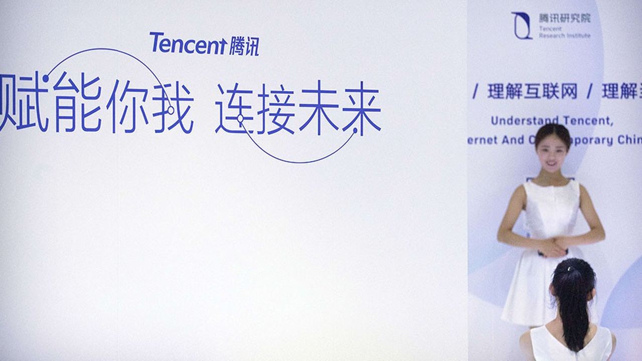 Tencent a perdu de sa superbe en Bourse. Le titre a chuté de près d'un tiers depuis le 26 janvier dernier. Loin des performances affichées par la tech américaine.