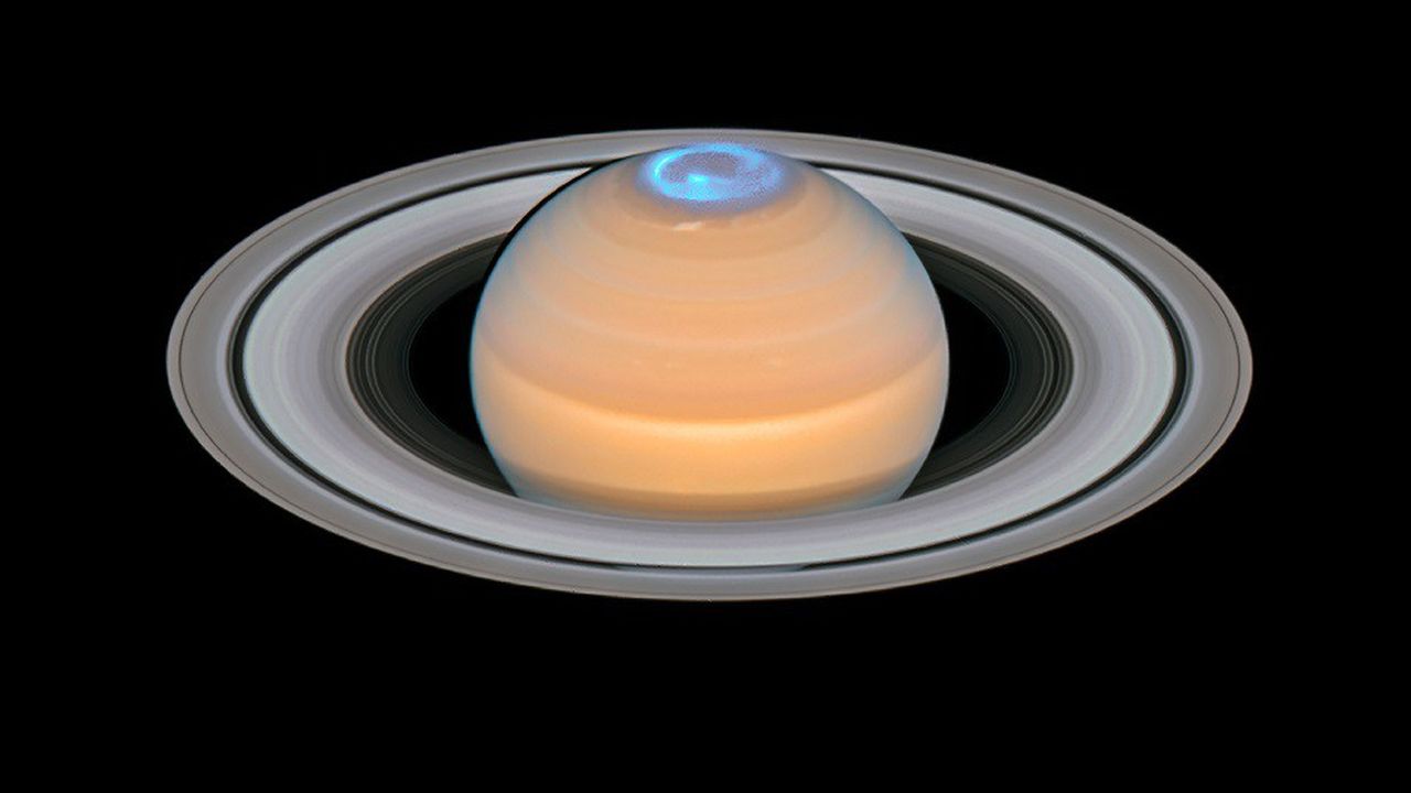 Sixième des huit planètes du système solaire, Saturne est la dernière visible à l'oeil nu depuis la Terre.
