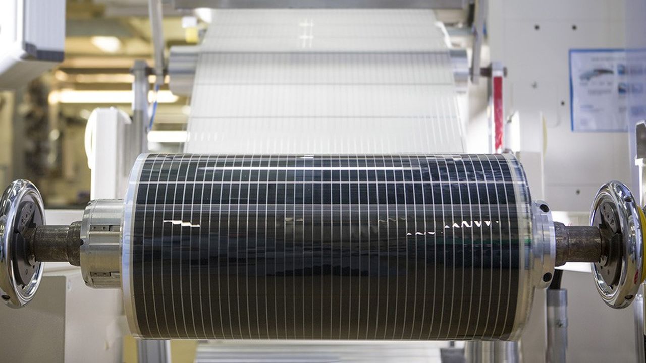 Armor a développé une expertise dans l'enduction de couches minces sur des films ultra-minces, qu'il décline à présent dans la production de films photovoltaïques.