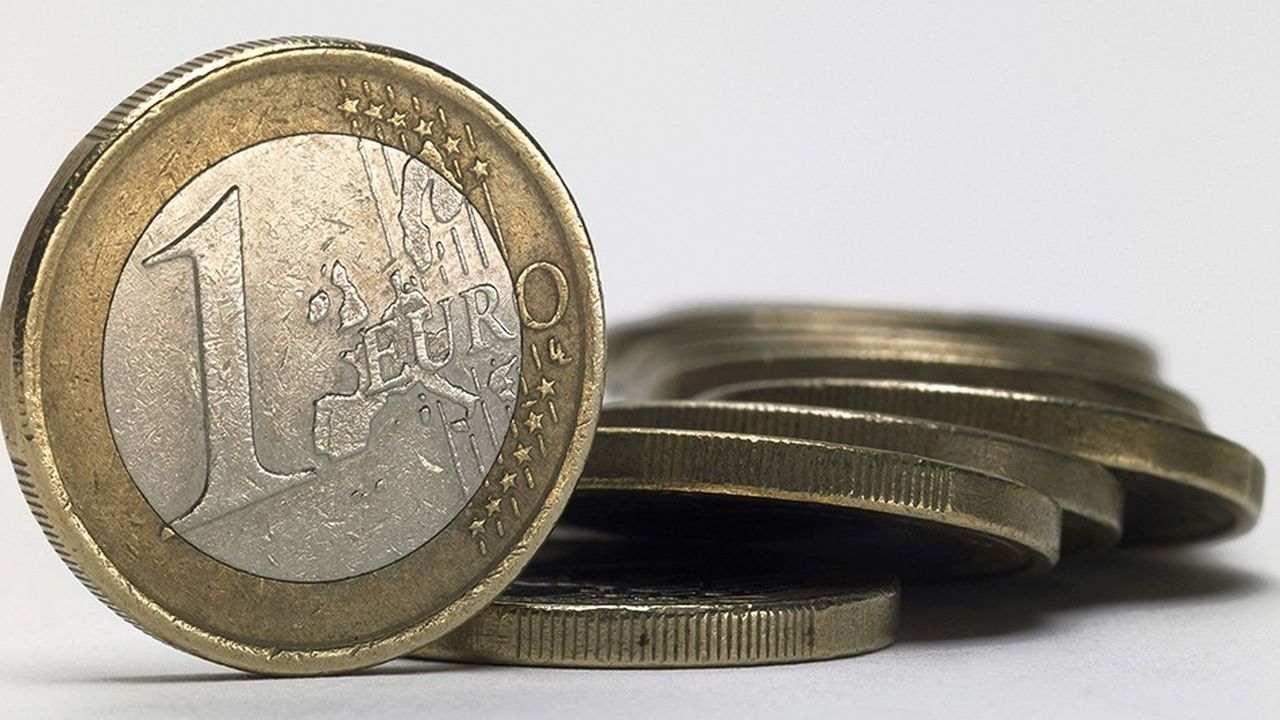 Les citoyens de la zone euro continuent d'apprécier à une large majorité la monnaie unique. Mais ils sont favorables à la suppression des pièces d'un et de deux centimes, qu'ils jugent superflues.