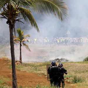 Au total, il y a eu « 109 interpellations, 30 blessés parmi les forces de l'ordre […], à peu près une cinquantaine de barrages, un millier de manifestants », selon le porte-parole du gouvernement Benjamin Griveaux.