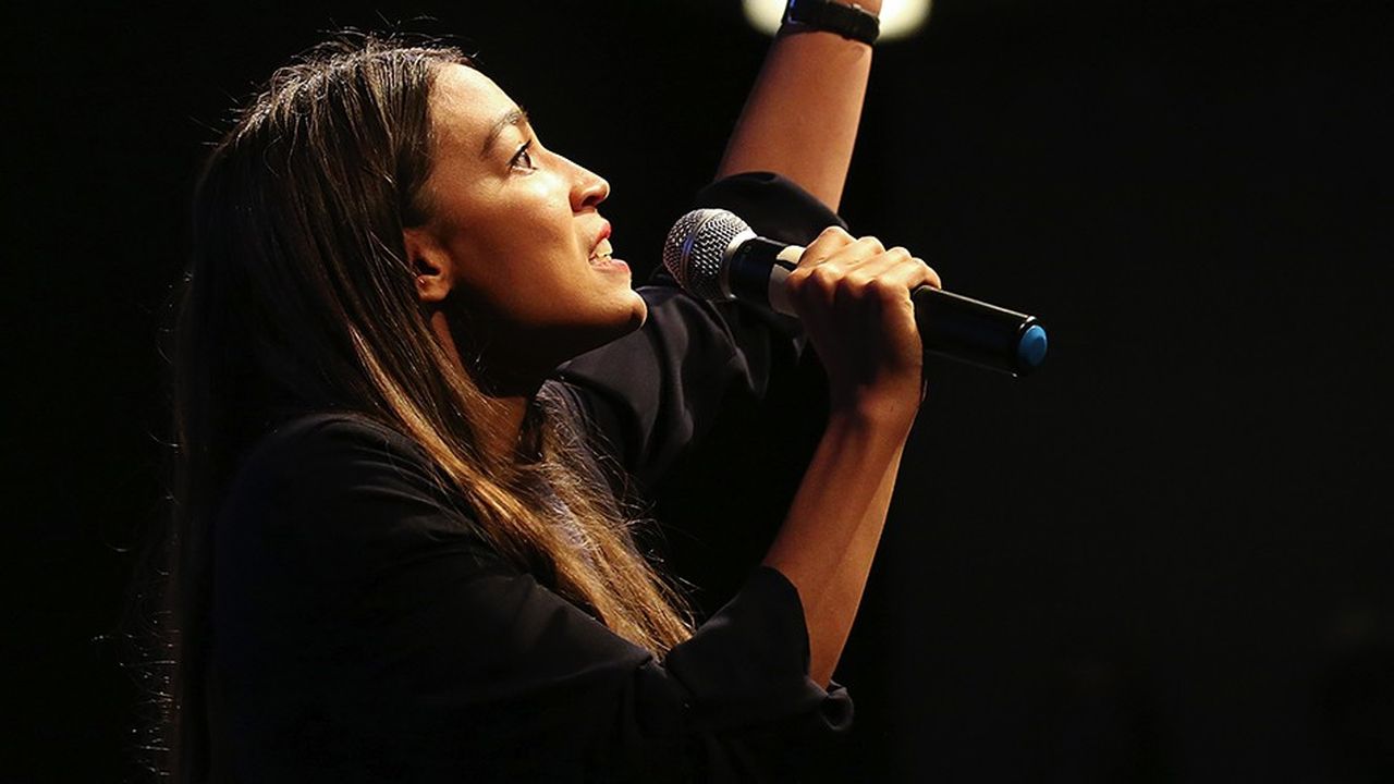 De tous les nouveaux visages de la campagne 2018, la « socialiste démocrate » Alexandria Ocasio-Cortez, ex-barmaid de vingt-neuf ans originaire du Bronx, est sans doute la plus emblématique