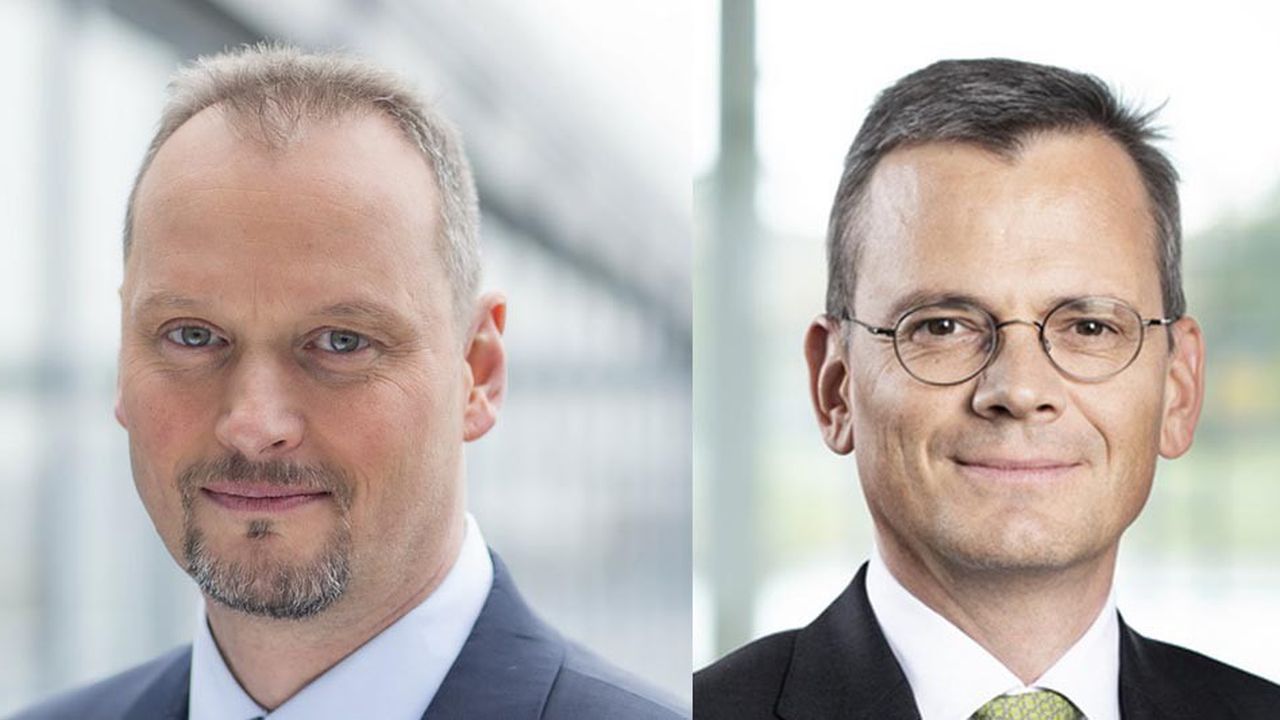 Le nouveau directeur des opérations d'Airbus, Michael Schöllhorn (à gauche) et le futur directeur financier, Dominik Asam.