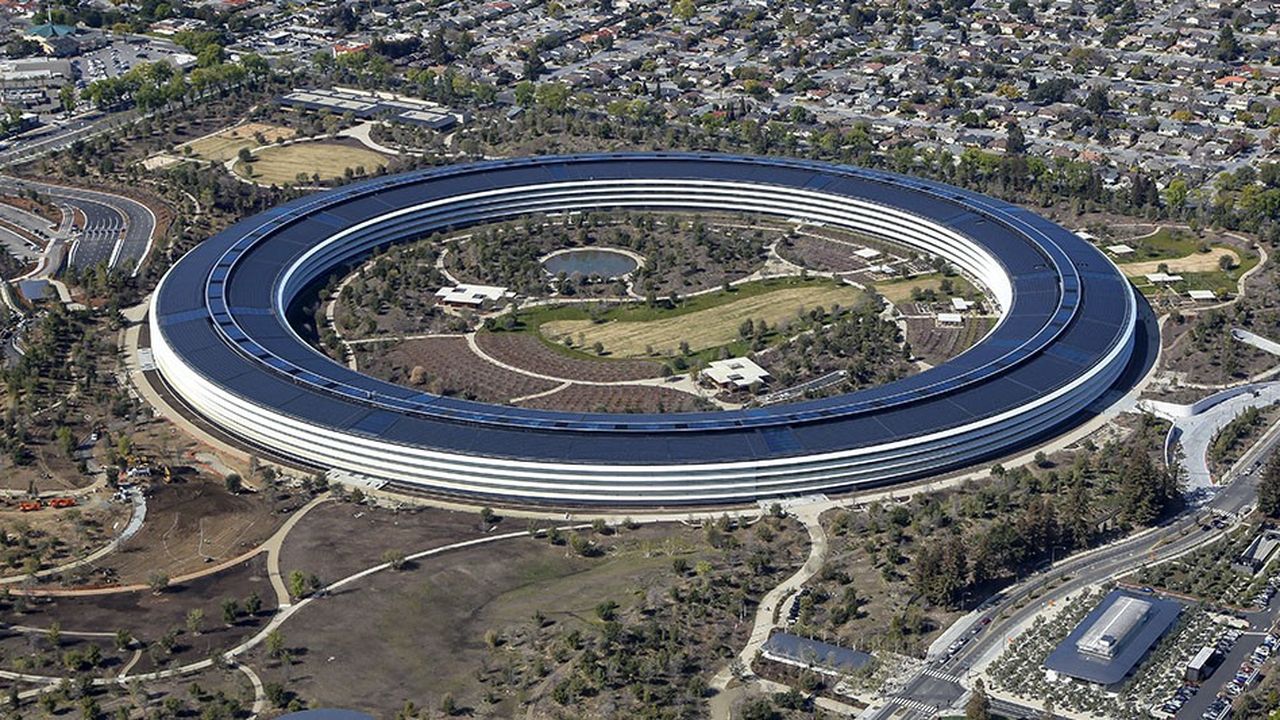 Apple a inauguré l'an dernier un gigantesque siège l'an dernier à Cupertino (Apple Park). Mais il possède beaucoup d'autres terrains aux Etats-Unis.