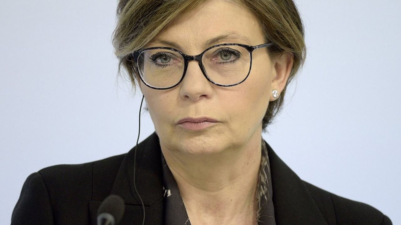 Sylvie Mathérat est membre du directoire de Deutsche Bank, en charge du controle interne et de la conformité. 