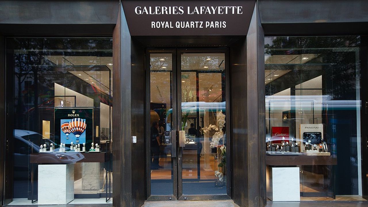 Avec sa boutique historique de la rue Royale à Paris, Royal Quartz a désormais un deuxième point de vente rue des Archives.