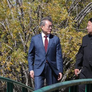 Moon Jae-in et Kim Jong-un en septembre 2018 lors d'un sommet intercoréen