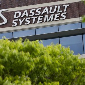 Dassault compte proposer un dispositif pouvant accompagner de bout en bout les PME industrielles.