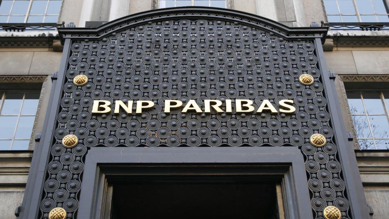 BNP Paribas veut supprimer jusqu'à 2.200 postes en Pologne.