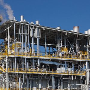 Avec le rachat de Direct Energie, annoncé en avril, Total a mis la main sur des centrales de production d'électricité à partir de gaz comme celle de Bayet, dans l'Allier.