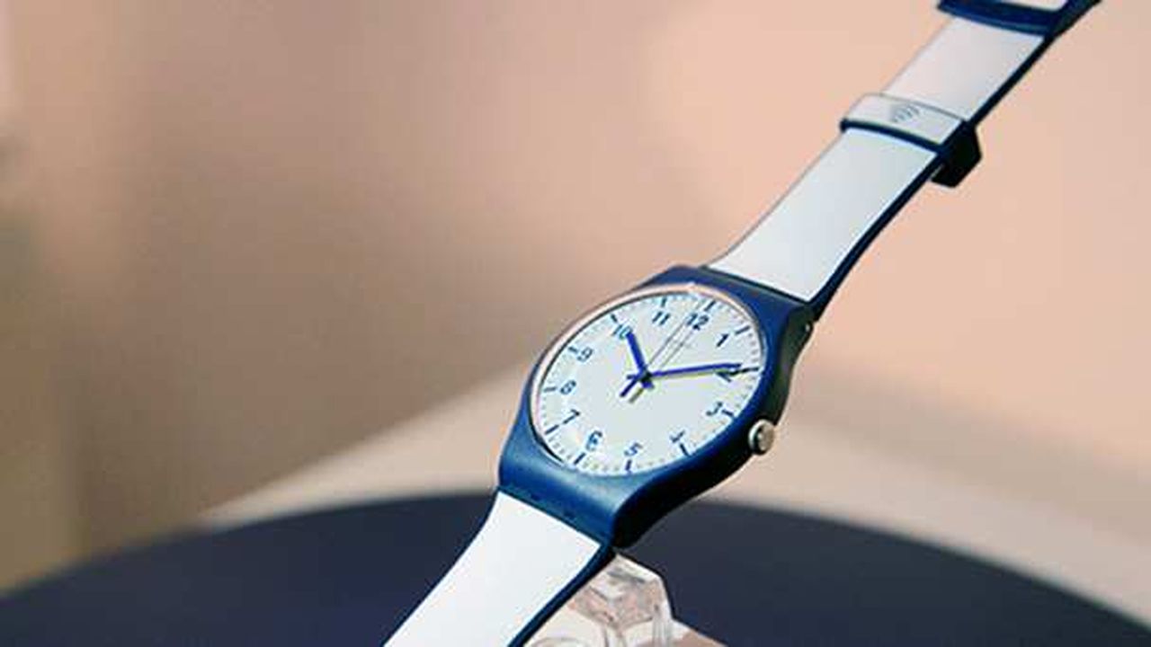 Установить оплату на часы. Swatch Swiss смарт часы. Swatch pay часы. Swatch Aquachrono. Swatch ws401.