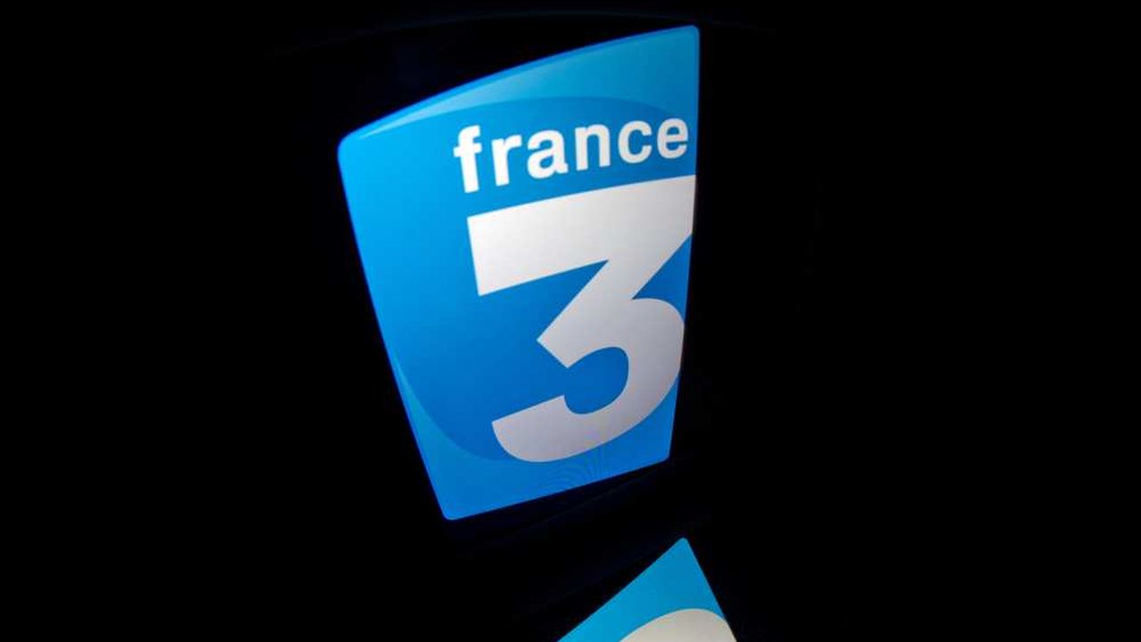 De france 3. France 3. Французский Телеканал France 3. France 3 logo. France 3 Cinema logo.