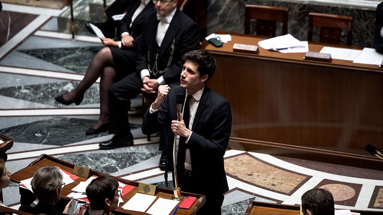 Julien Denormandie, le ministre du Logement, lors d'une séance de questions d'actualité à l'Assemblée nationale.