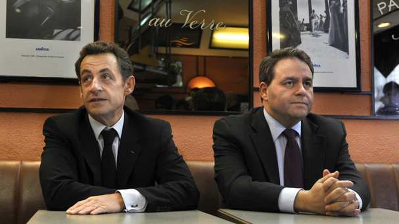 Qui Est Ce Qu Il Aime A Part Lui Quand Bertrand Repond A Sarkozy Les Echos