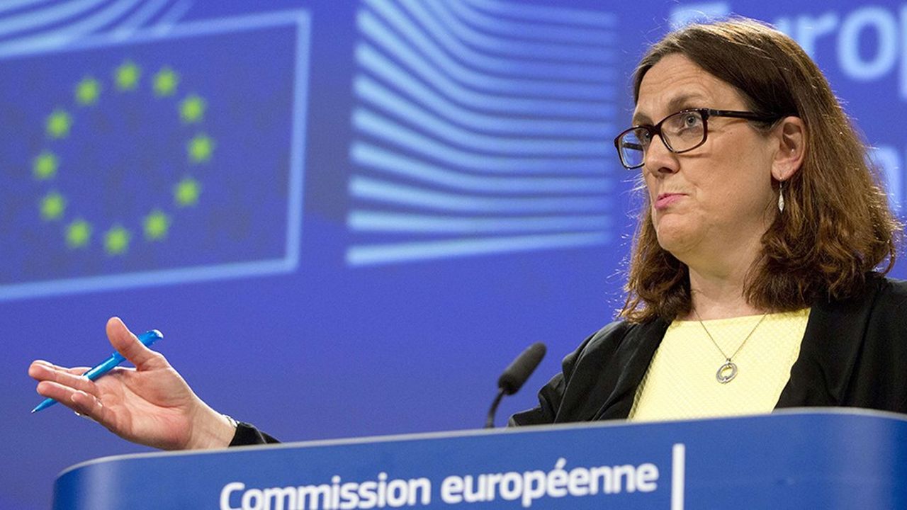 La commissaire européenne pour le commerce, Cecilia Malmström, retourne négocier à Washington.