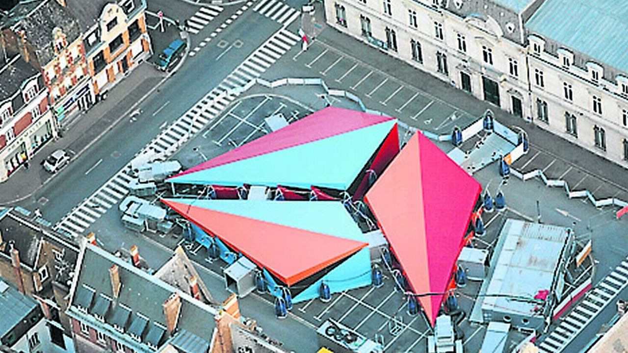 Le Centre Pompidou Adapte Sa Strategie Aux Restrictions Budgetaires Les Echos