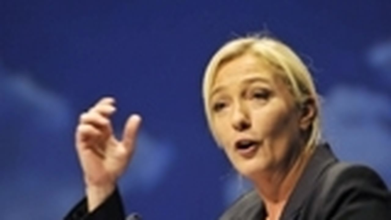 Présidentielle Marine Le Pen dit avoir ses 500 signatures Les Echos